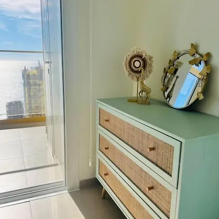 Apartamento Intempo Sky: Surcando El Cielo Benidorm