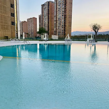 Intempo Sky: Surcando El Cielo Apartamento